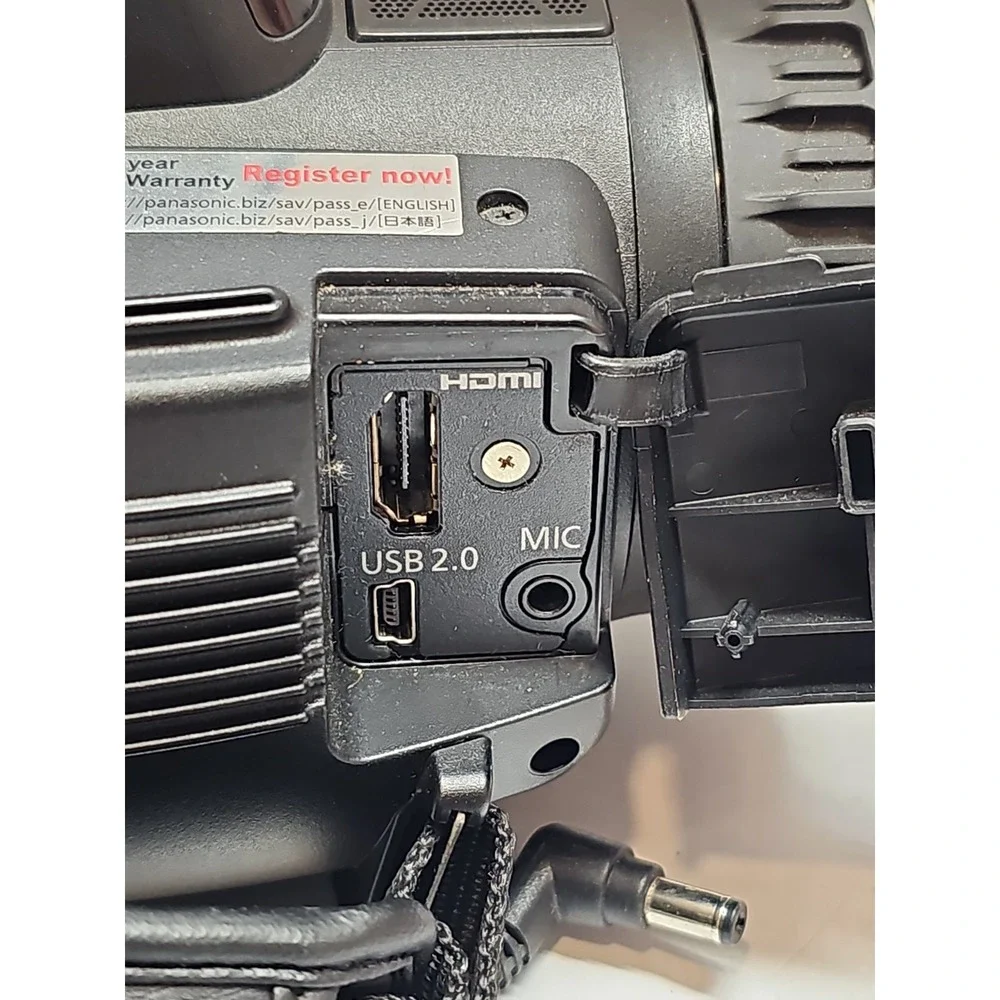 Panasonic AG-HMC40P‎ AVCCAM Professional HD Camcorder (FOR PARTS OR REPAIR)
